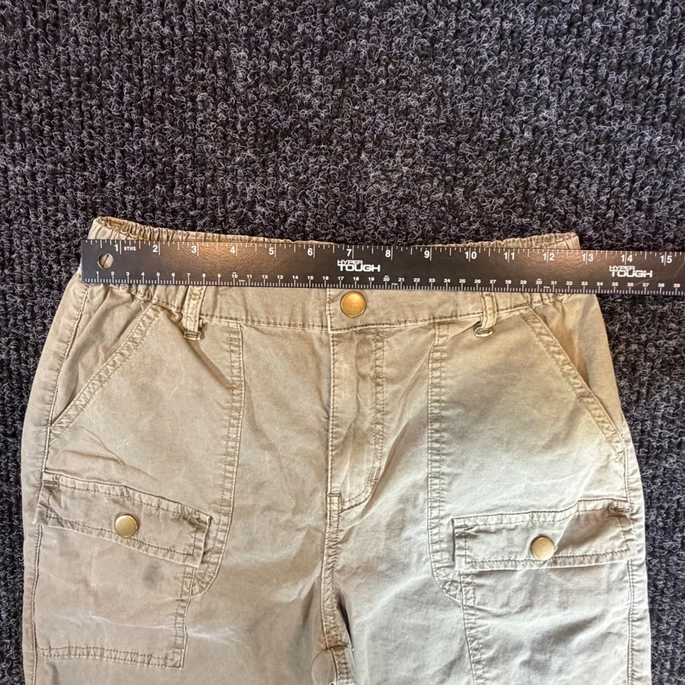 Altar'd State Womens Olive Green Khaki Cargo Utility Pants Straight Leg Size 26 - Picture 3 of 9
